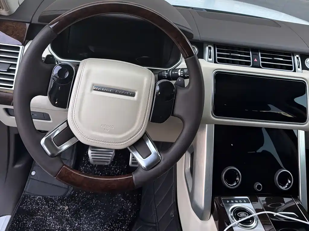 Land Rover Range Rover 2020 — фото 12