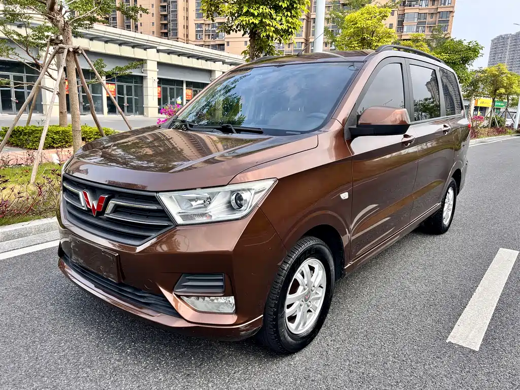 Wuling Hongguang 2019