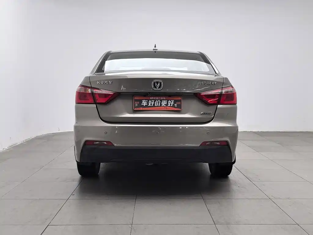 Changan Yuexiang V7 2016 — фото 4