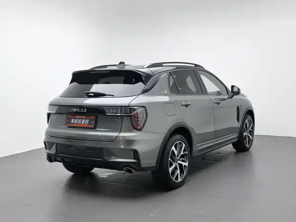 Lynk & Co 01 EM-P 2021