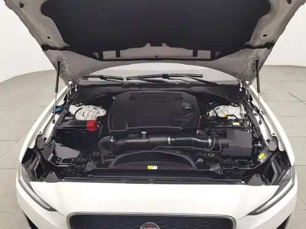Jaguar XEL 2021