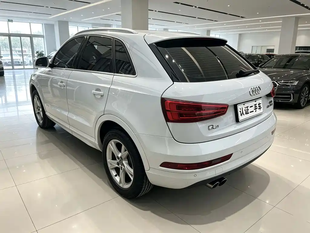 Audi Q3 2016 — фото 4