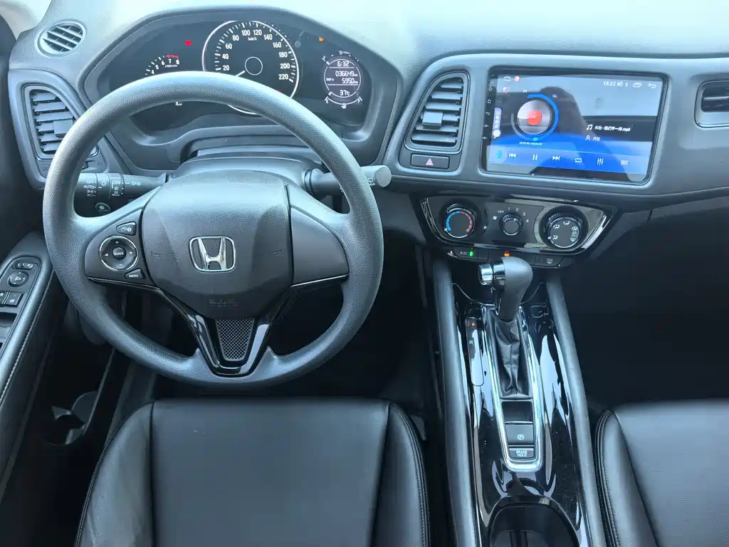 Honda Vezel 2022 — фото 9