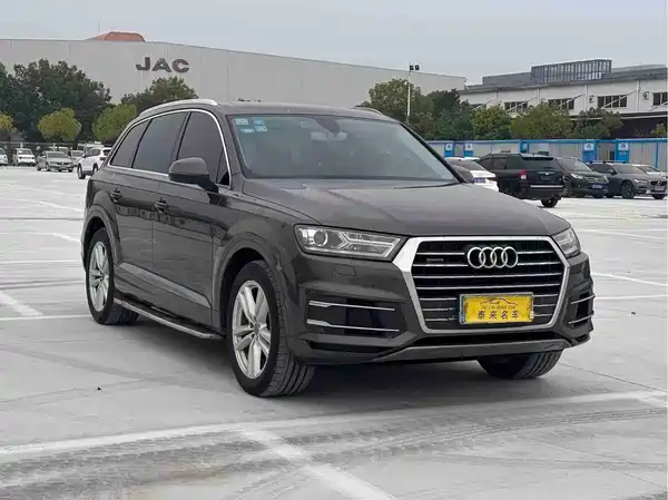 Audi Q7 2016
