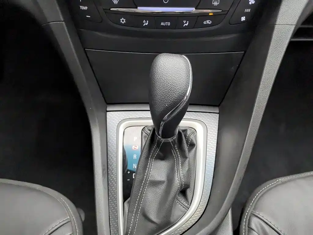 Buick Excelle GT 2019 — фото 13