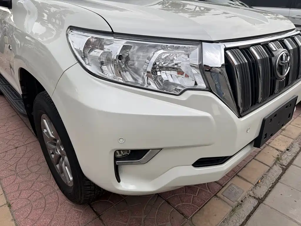 Toyota Prado 2019 — фото 4