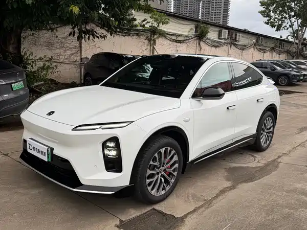 NIO EC6 2025