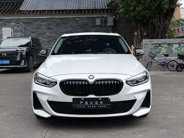 BMW 1 Series 2023