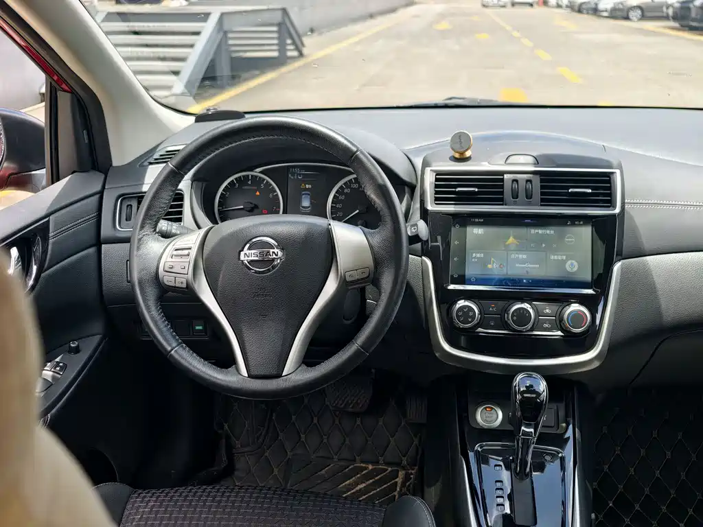 Nissan Tiida 2020 — фото 19