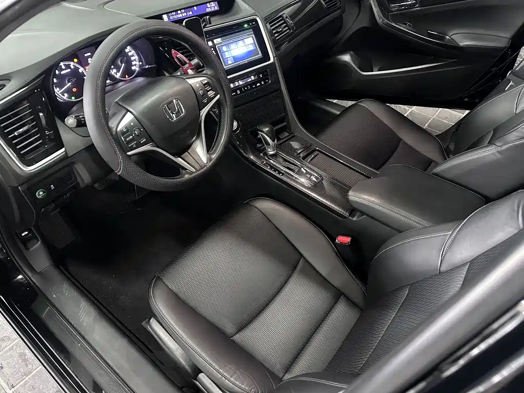 Honda Spirior 2018 — фото 10