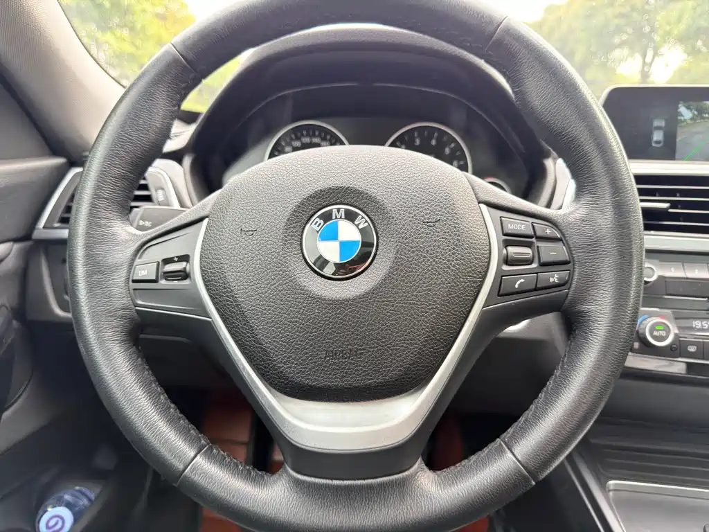 BMW 3 Series GT 2019 — фото 12
