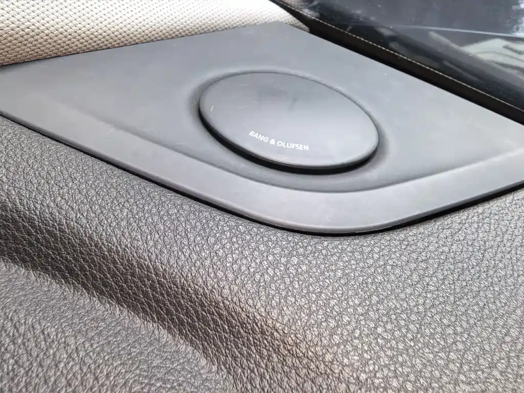 Audi Q7 2016 — фото 10
