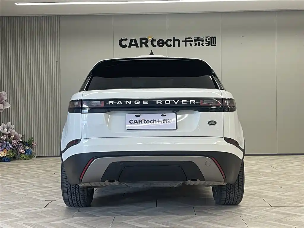 Land Rover Velar 2019 — фото 6