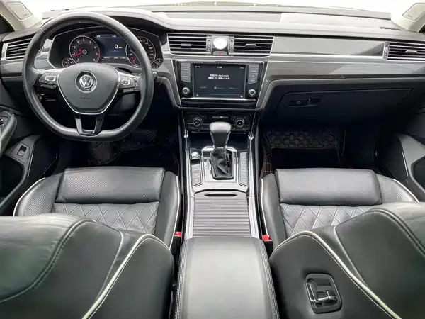 Volkswagen Phideon 2018