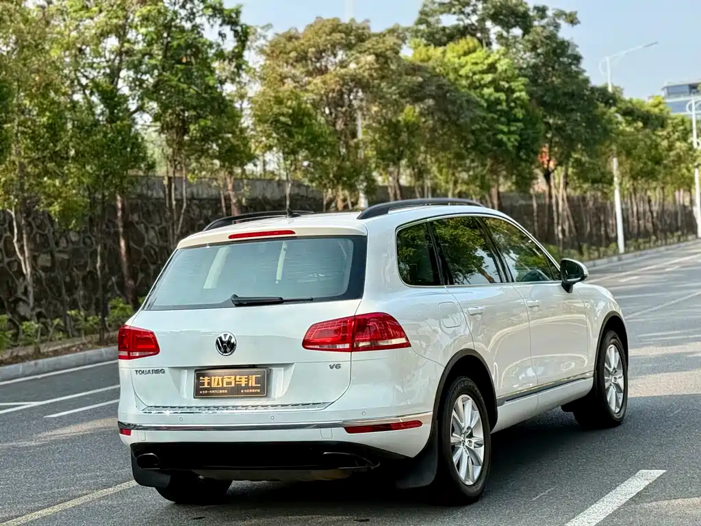 Volkswagen Touareg 2016 — фото 7