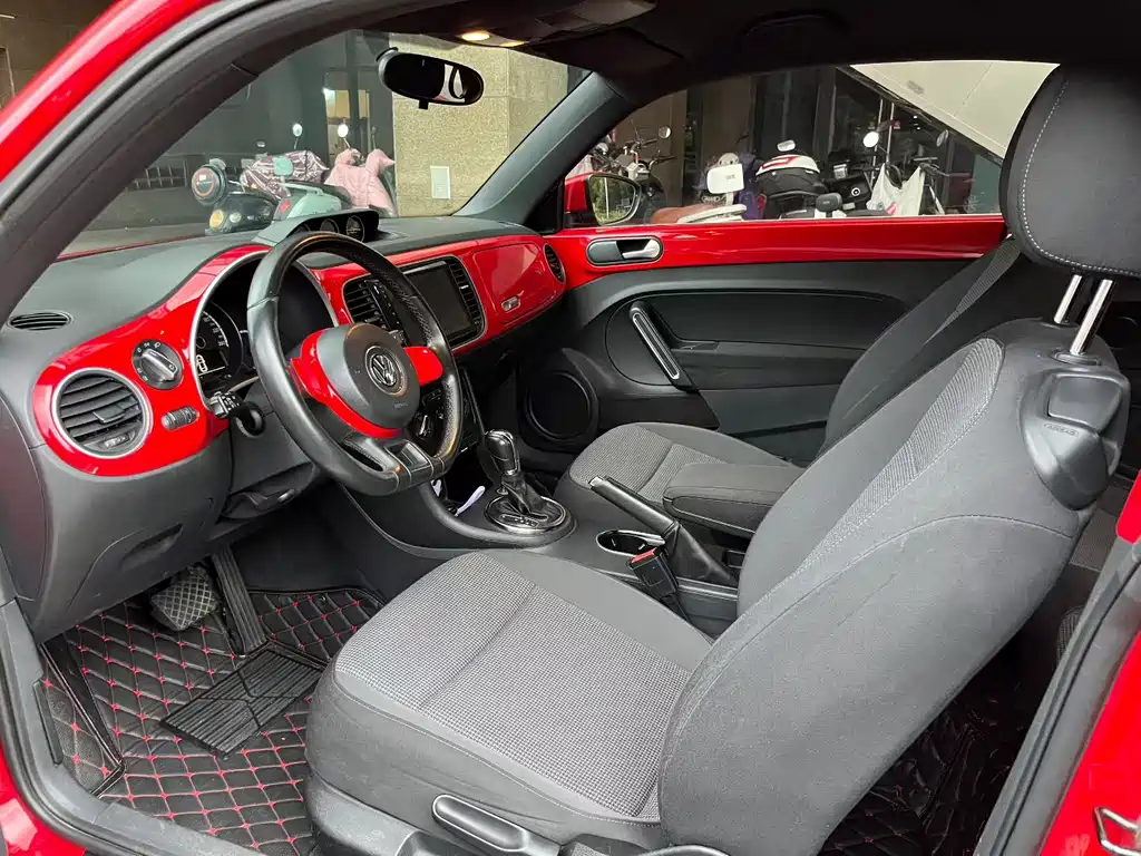 Volkswagen Beetle 2013