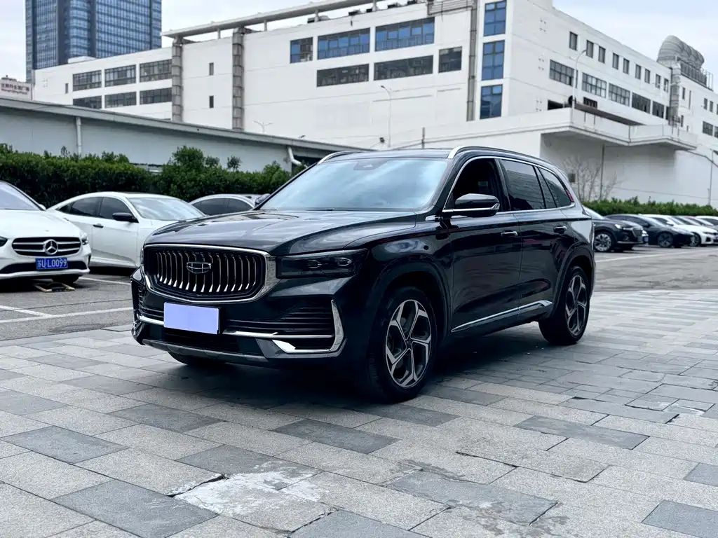 Geely Xingyue L 2022 — фото 1