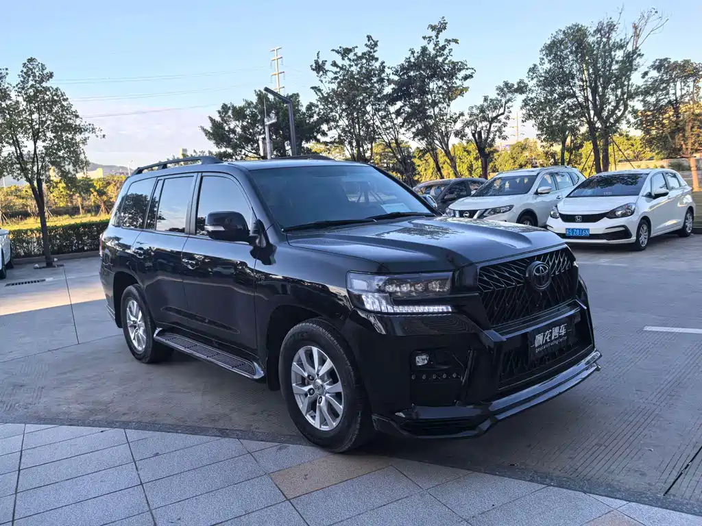 Toyota Land Cruiser 2020 — фото 3