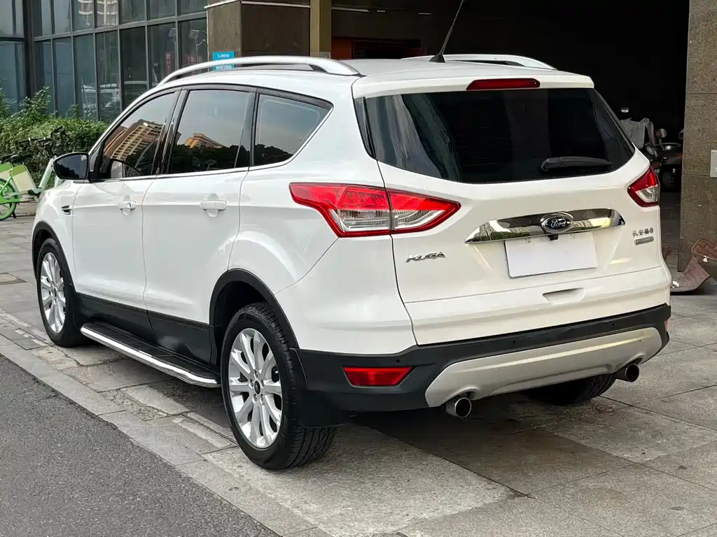 Ford Kuga 2016 — фото 4