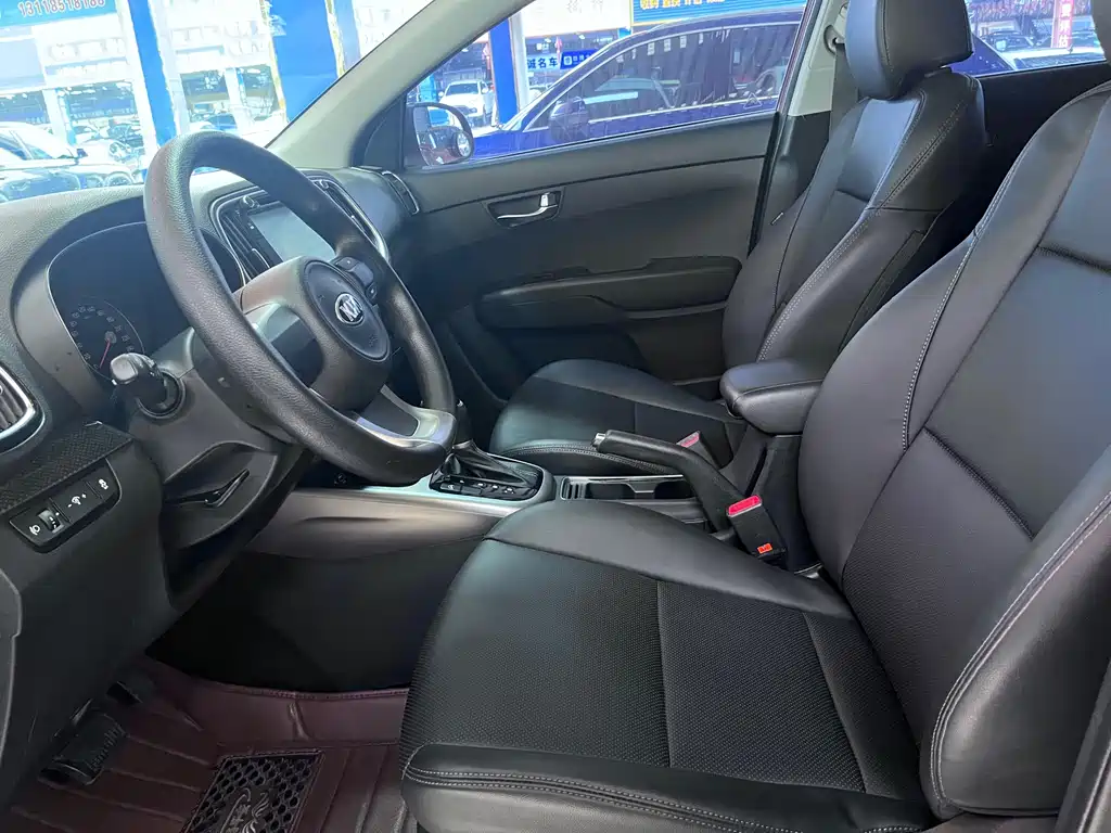Kia KX3 2016 — фото 4