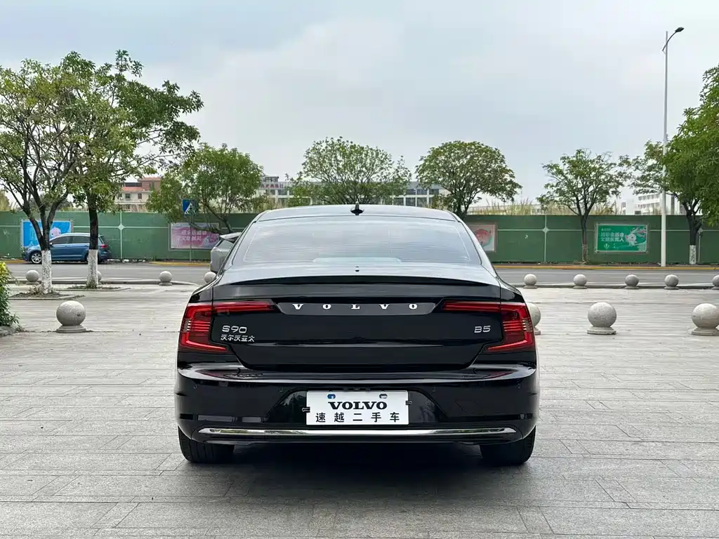Volvo S90 2021 — фото 13