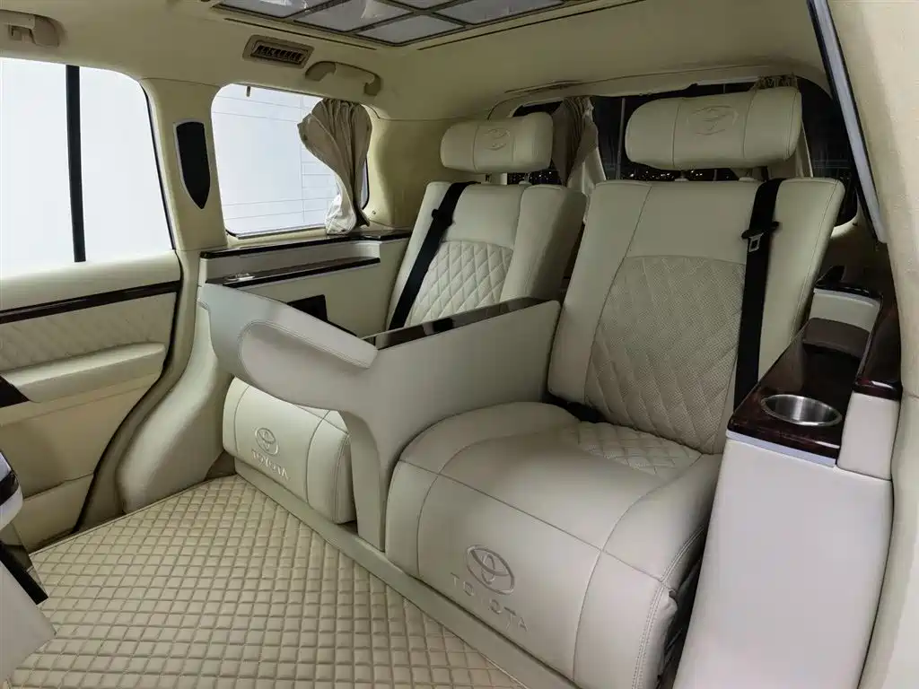 Toyota Land Cruiser 2016 — фото 11