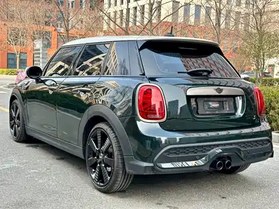 MINI MINI 2022