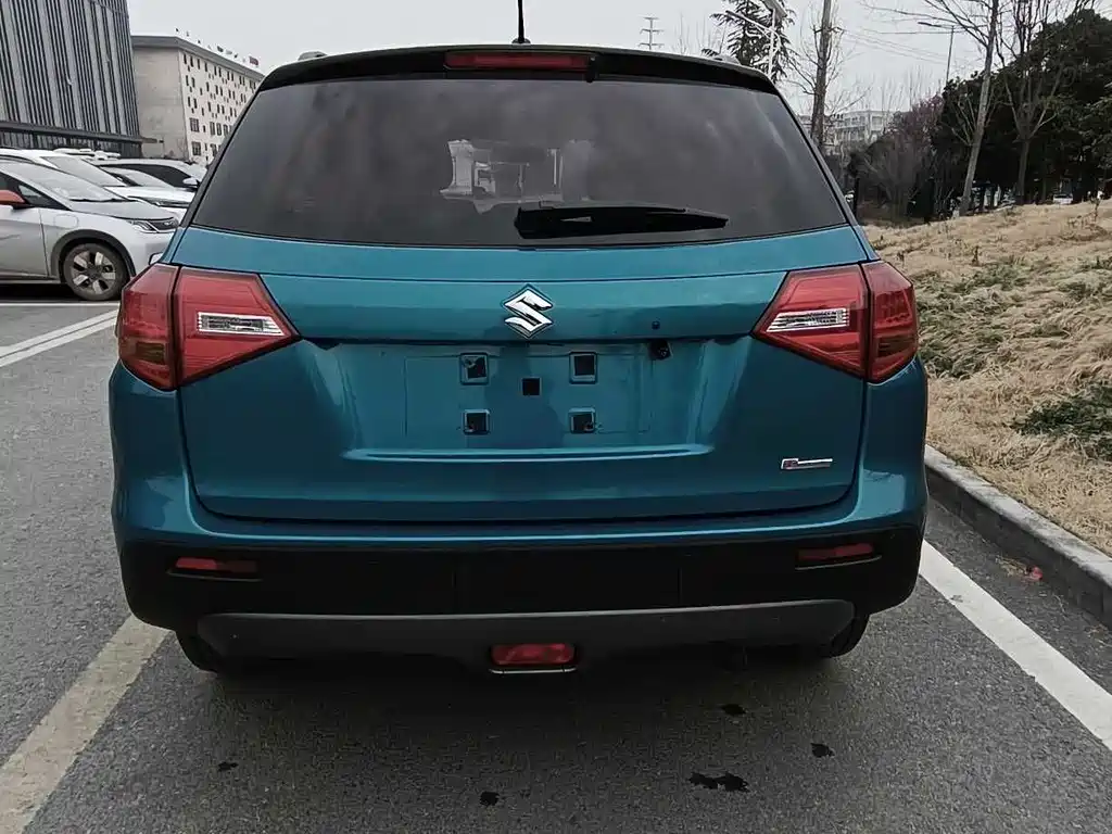 Suzuki Vitara 2018 — фото 13
