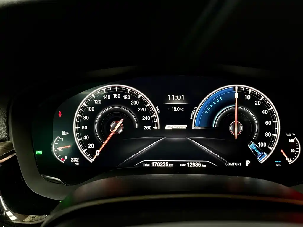 BMW 5 Series New Energy 2018 — фото 6