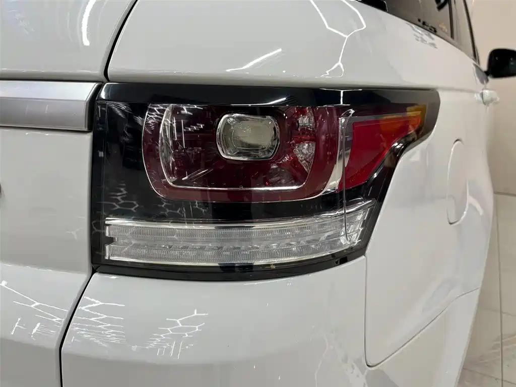 Land Rover Sport 2015 — фото 13