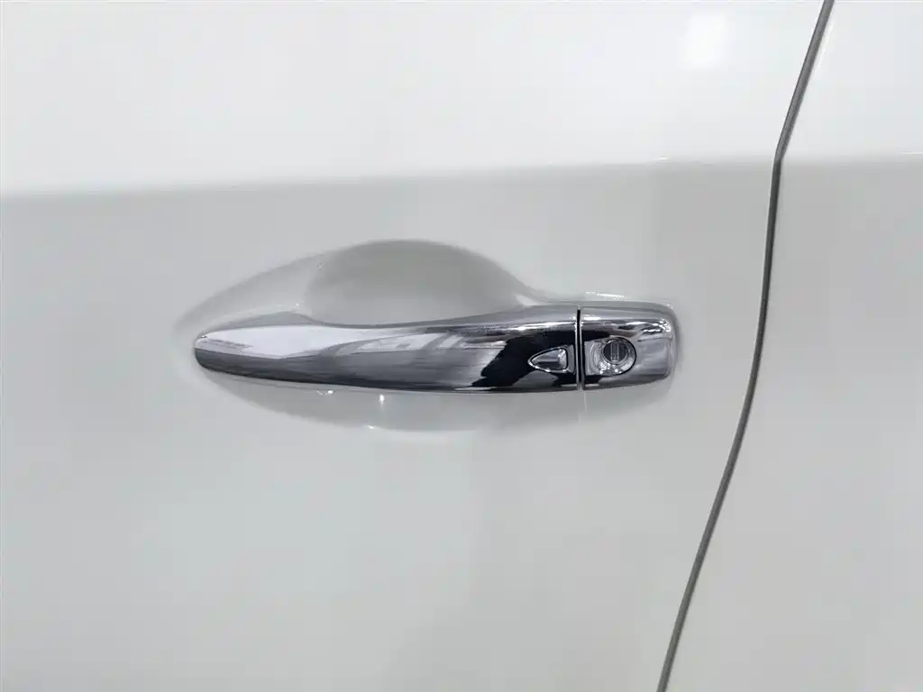 Nissan Murano 2017 — фото 18