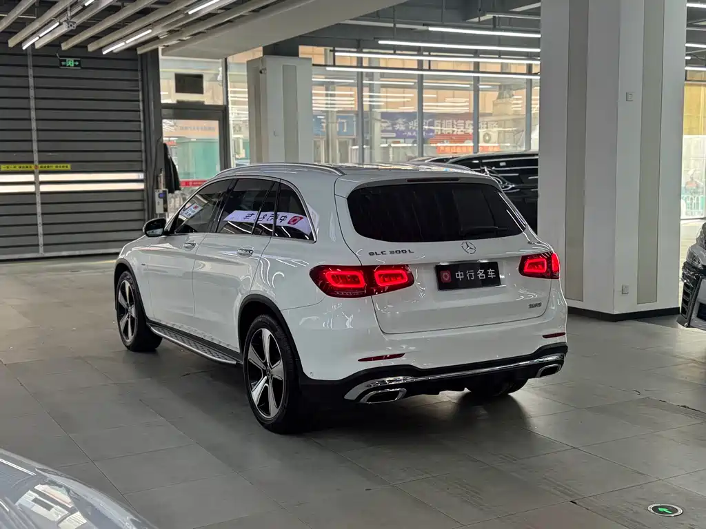 Mercedes-Benz GLC 2023 — фото 17
