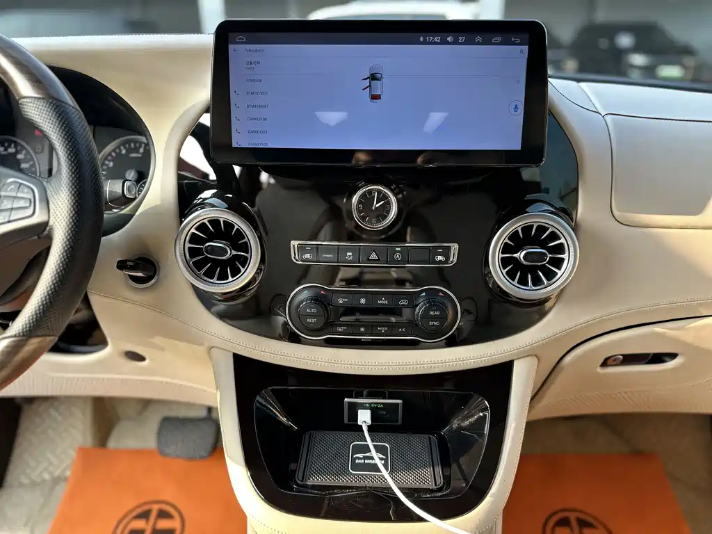 Mercedes-Benz Vito 2022 — фото 15