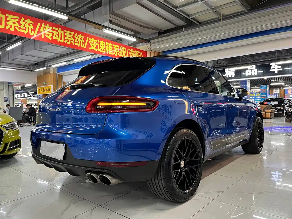 Porsche Macan 2017 — фото 5