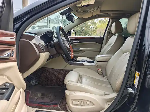 Cadillac SRX 2013