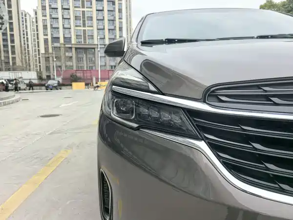 Buick GL8 2020