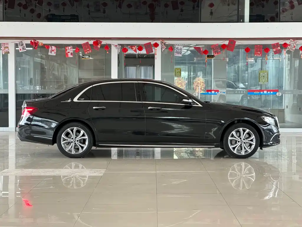 Mercedes-Benz E-Class 2020