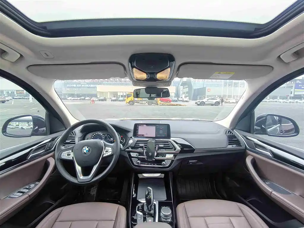 BMW X3 2019 — фото 15