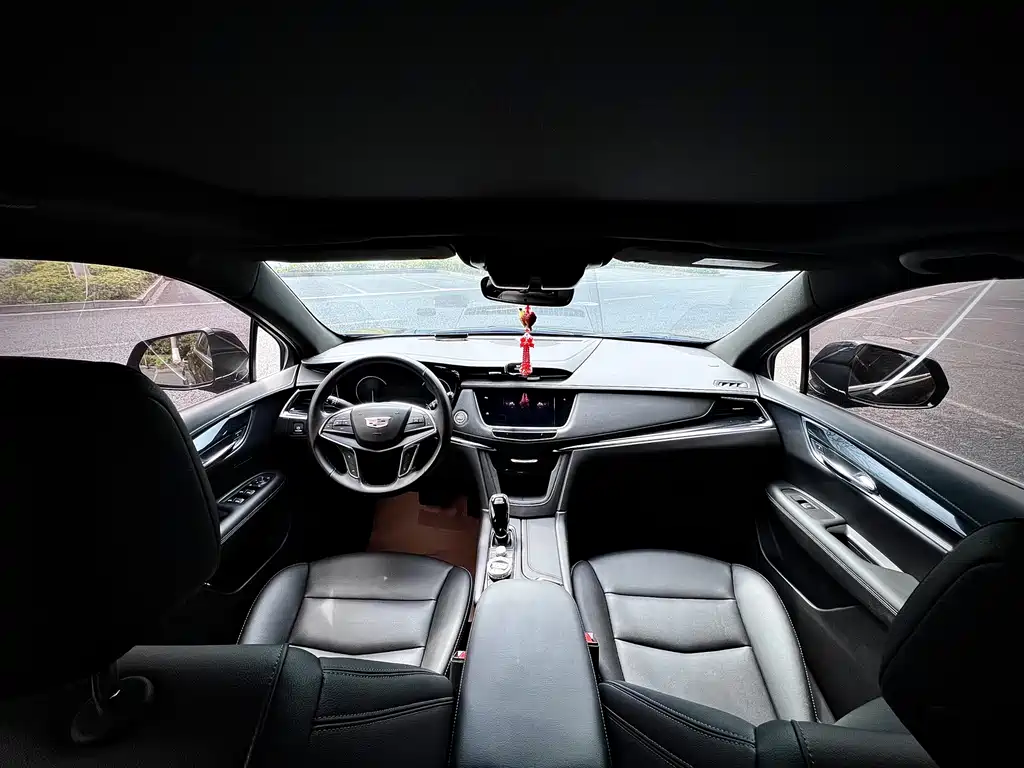 Cadillac XT5 2022 — фото 17