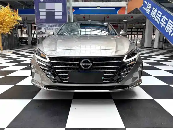 Nissan Teana 2022