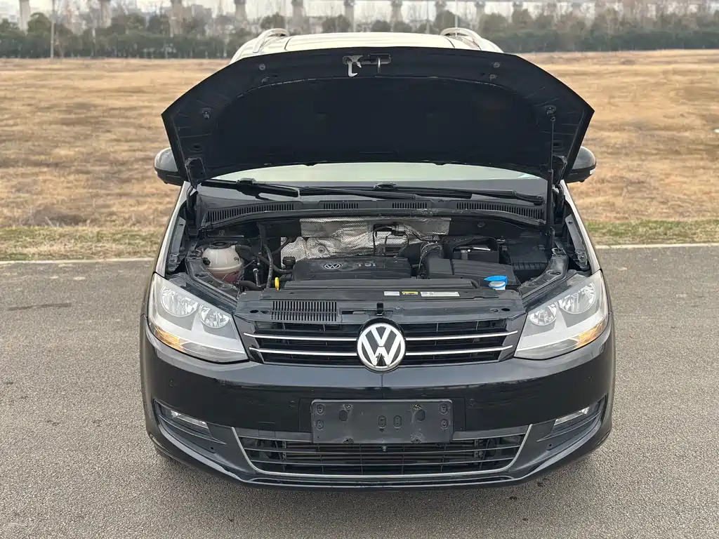 Volkswagen Sharan 2017 — фото 20