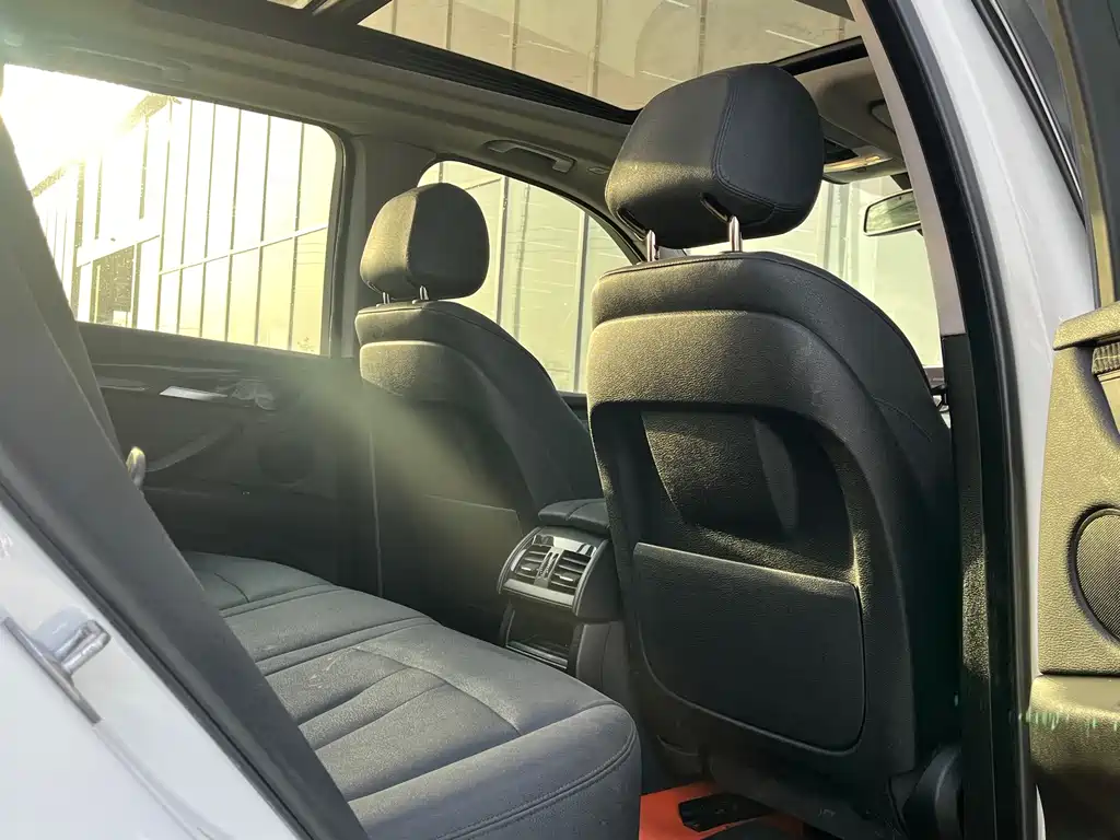 BMW X5 2018 — фото 15