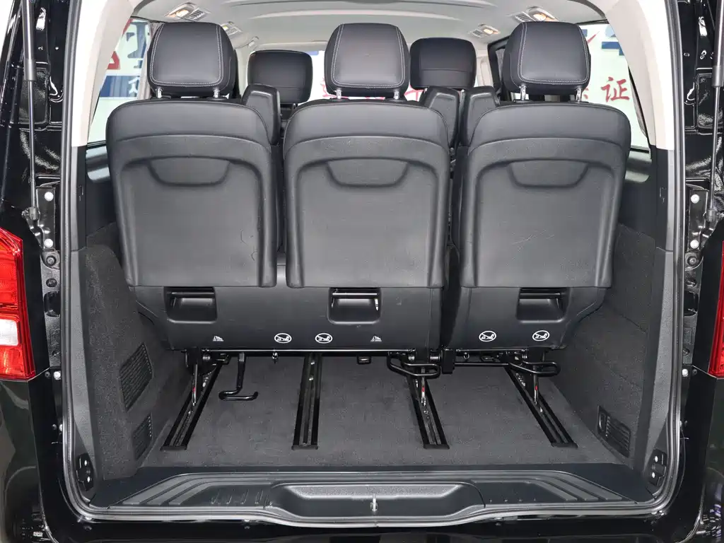 Mercedes-Benz Vito 2021 — фото 18