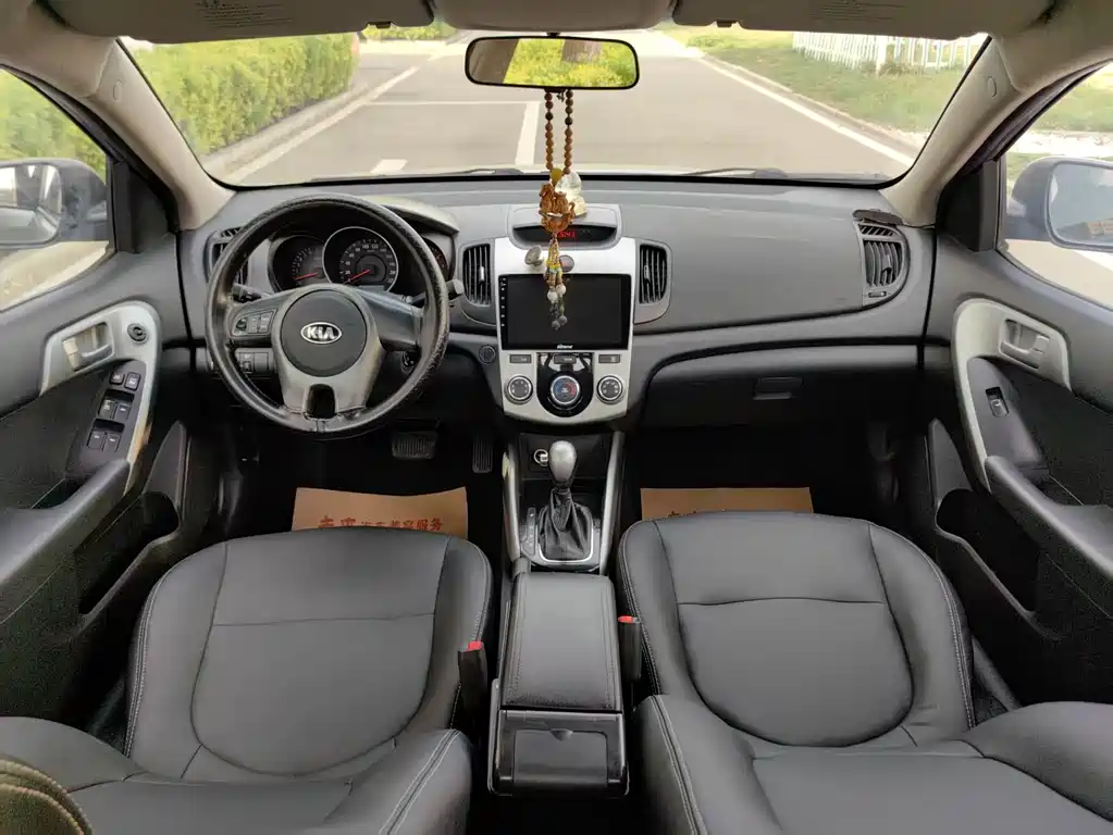 Kia Forte 2014 — фото 11