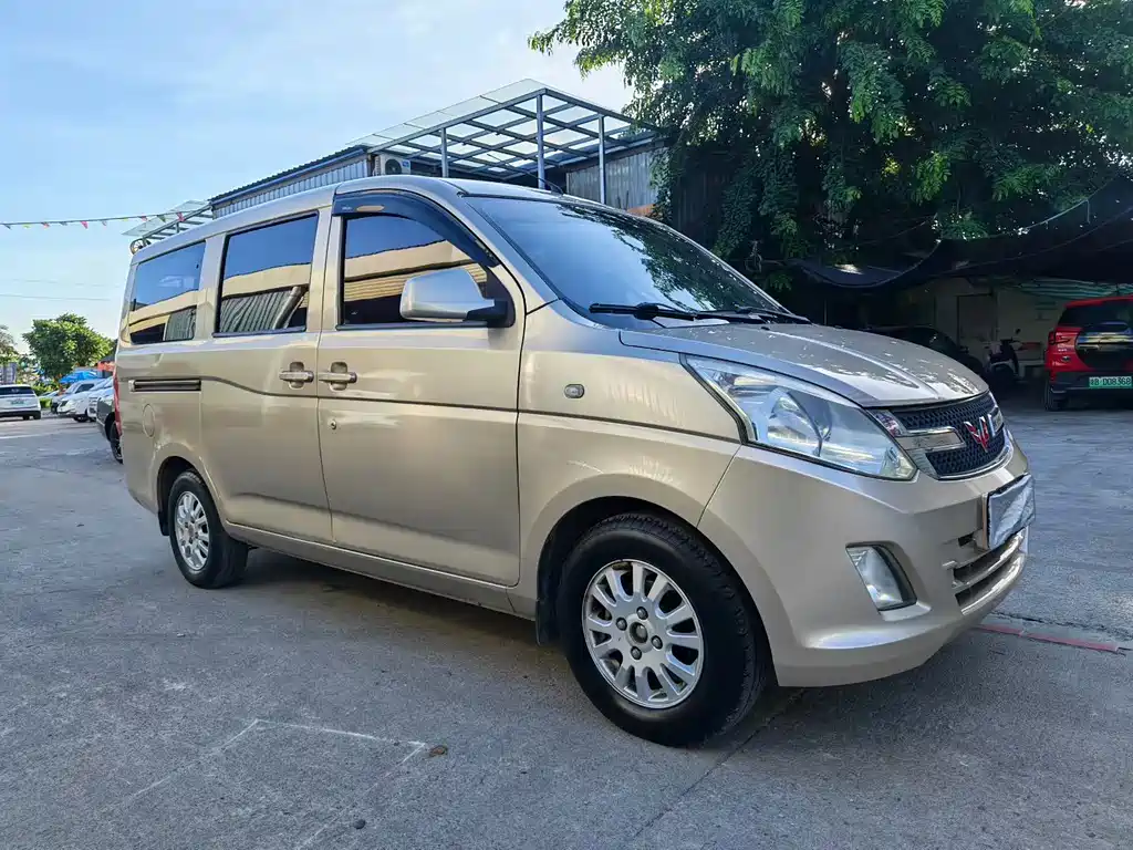 Wuling Rongguang V 2016 — фото 9