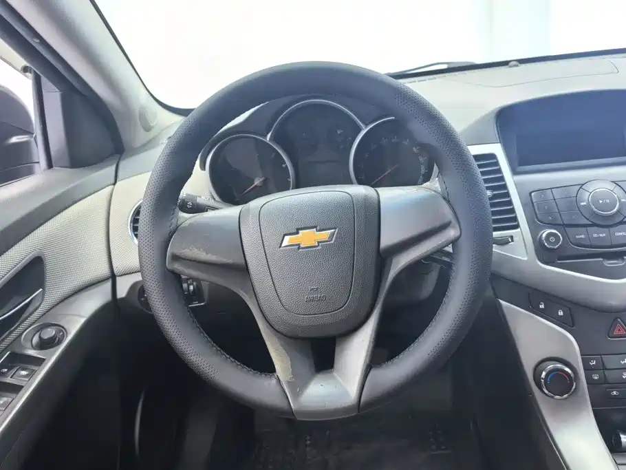 Chevrolet Cruze 2013 — фото 15