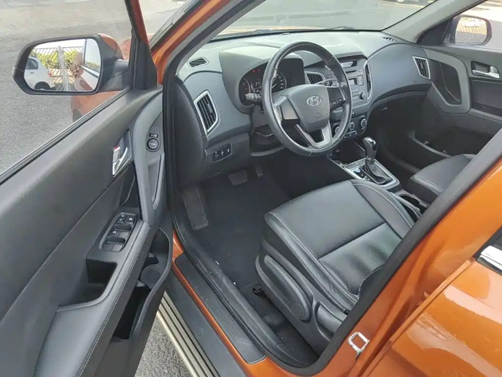 Hyundai ix25 2015 — фото 16