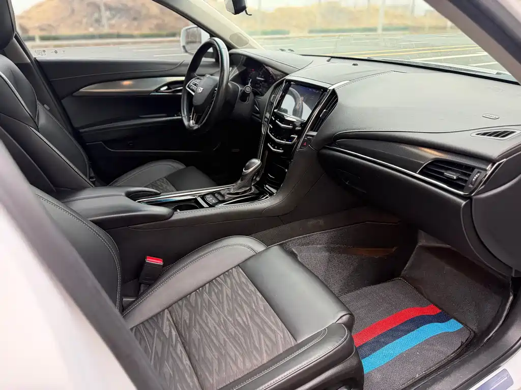 Cadillac ATS-L 2019 — фото 10
