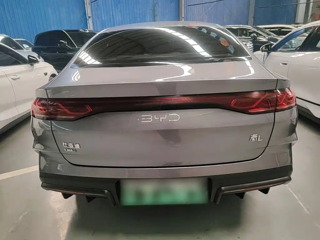 BYD Qin L 2025 — фото 6