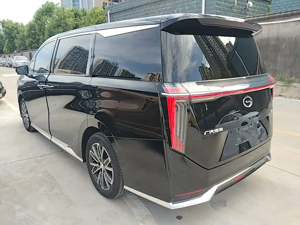 GAC Trumpchi M8 2023 — фото 5